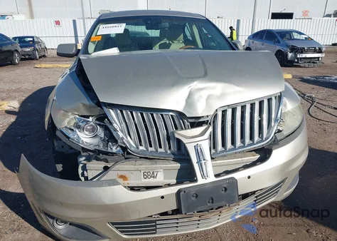 2011 Lincoln Mks z USA, uszkodzony, nr VIN 1LNHL9DR3BG602906